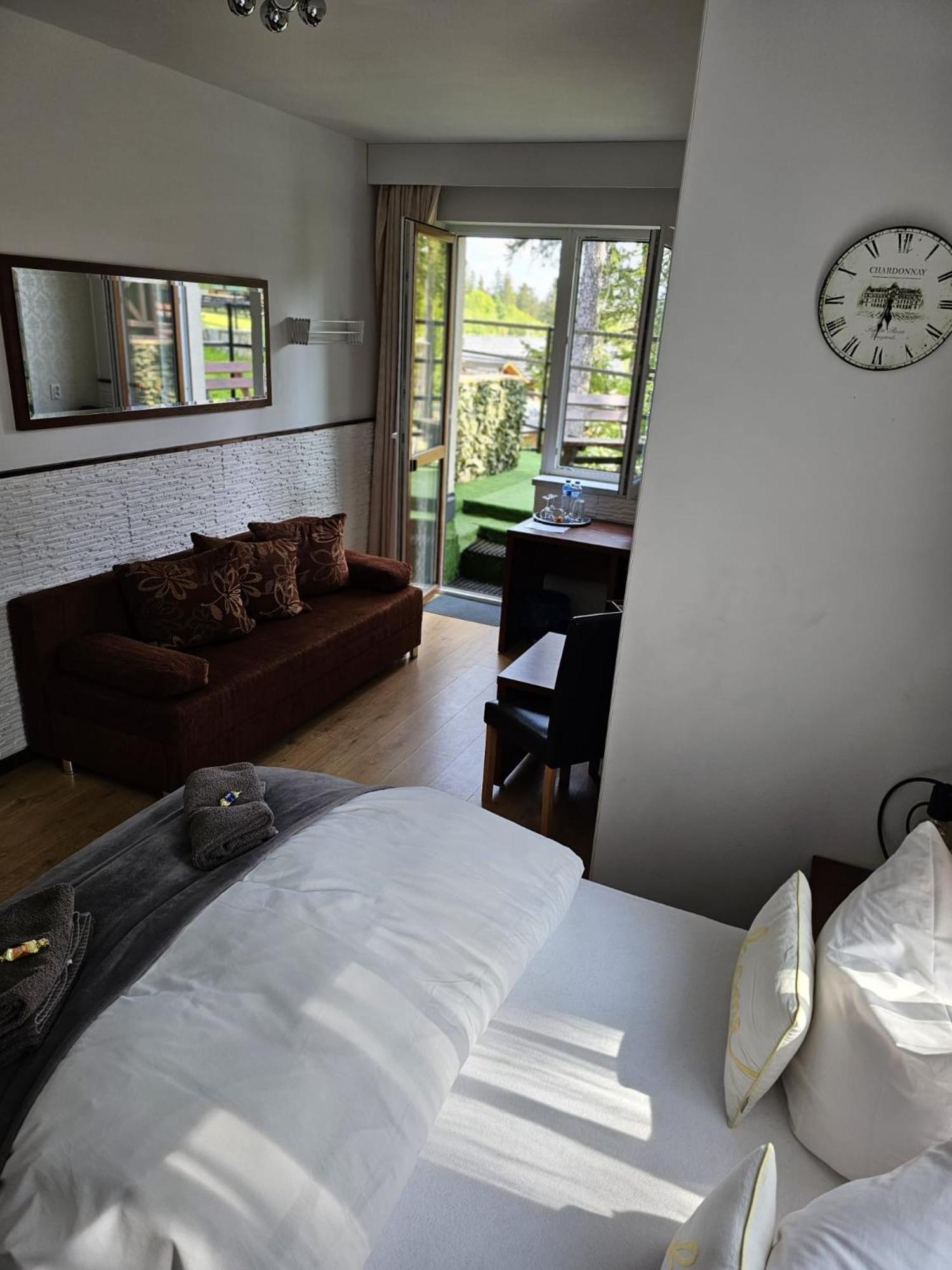 Safir Przy Samym Wyciagu Bed & Breakfast Karpacz Exterior photo